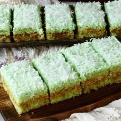 Ondeh-Ondeh-Cake-Slice